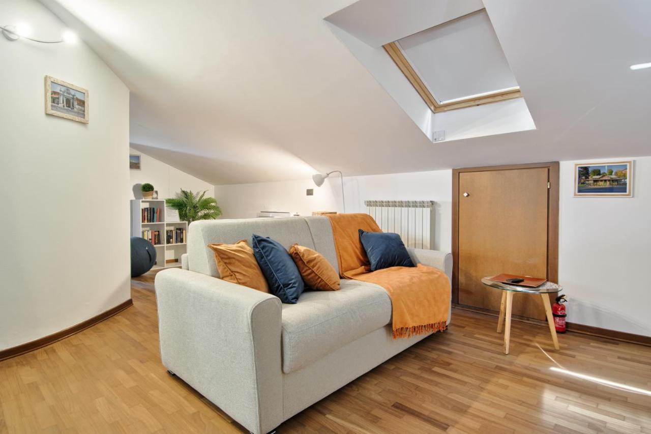 5 Miglia Apartment La Mansarda A Collegno Eksteriør billede